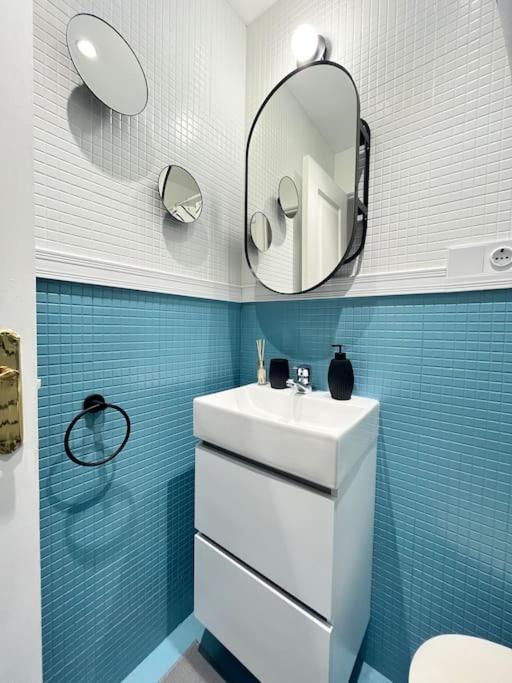 Exterior Atocha Ile Fe Apartment Мадрид Екстериор снимка