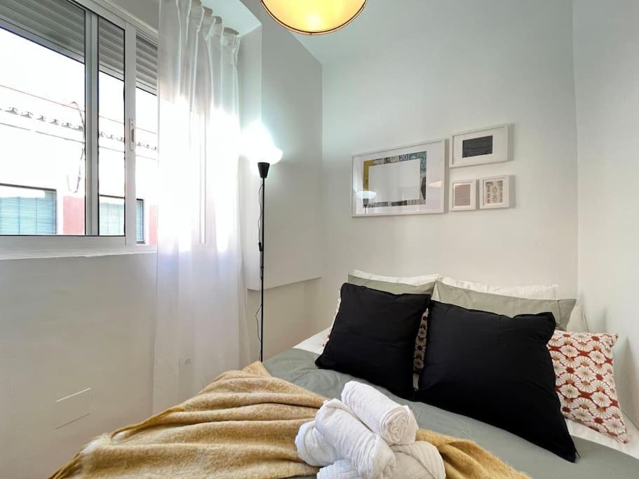 Exterior Atocha Ile Fe Apartment Мадрид Екстериор снимка